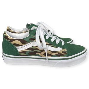 Vans US 2 Old Skool Camo Flame Print Flat Sneakers Green Leather Lace Up
